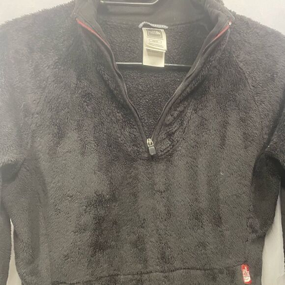 The North Face Fuzzy Pullover - Picture 3 of 4